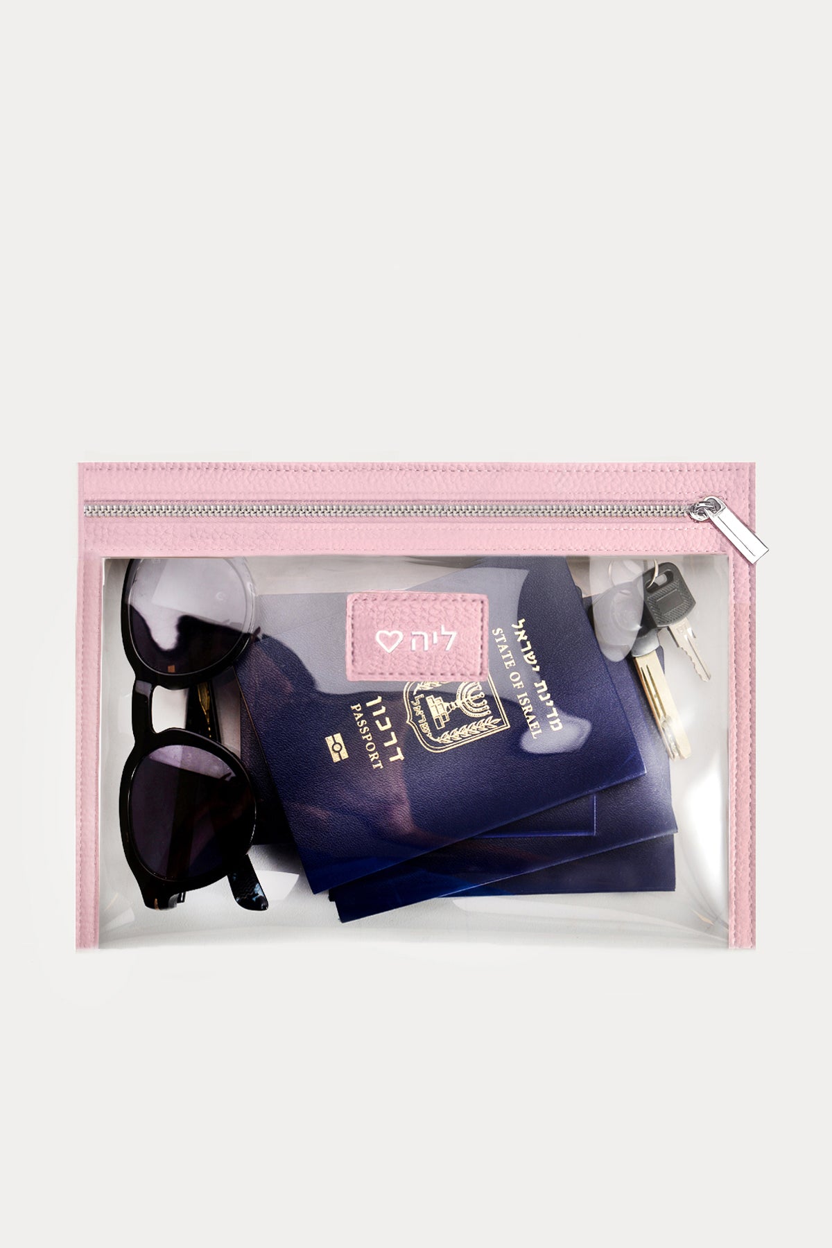 מארז מתנה: כיסוי שרוול לדרכון + תג מזוודה + תיק רחצה