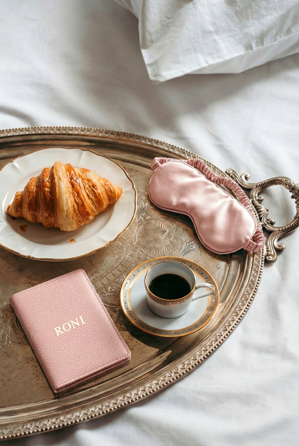 מארז מתנה: כיסוי לדרכון + כיסוי עיניים