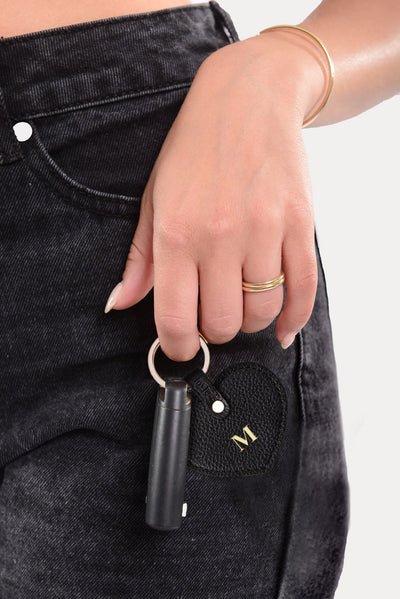 OUTLET - מחזיק מפתחות בגוון שחור עם הטבעת זהב I