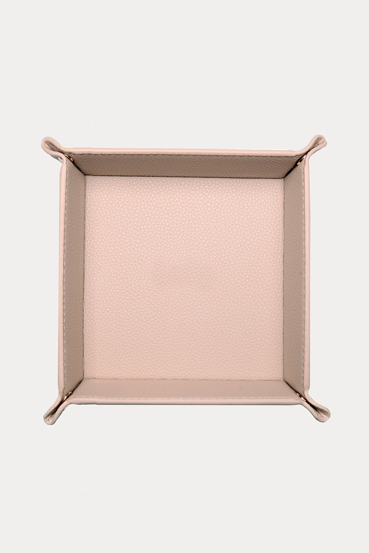 מארז מתנה: קופסת טישו + זוג מגשים