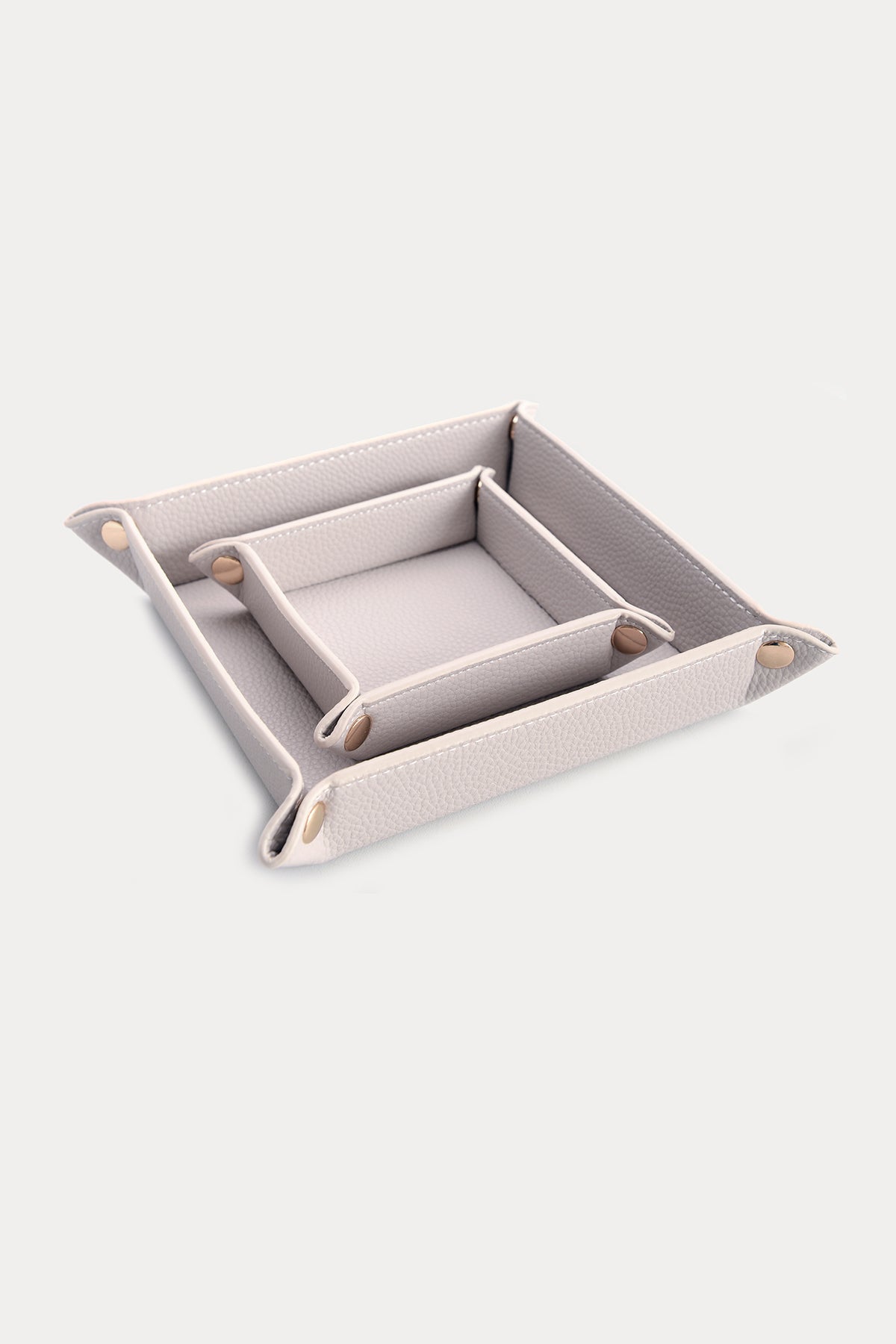 מארז מתנה: קופסת טישו + זוג מגשים