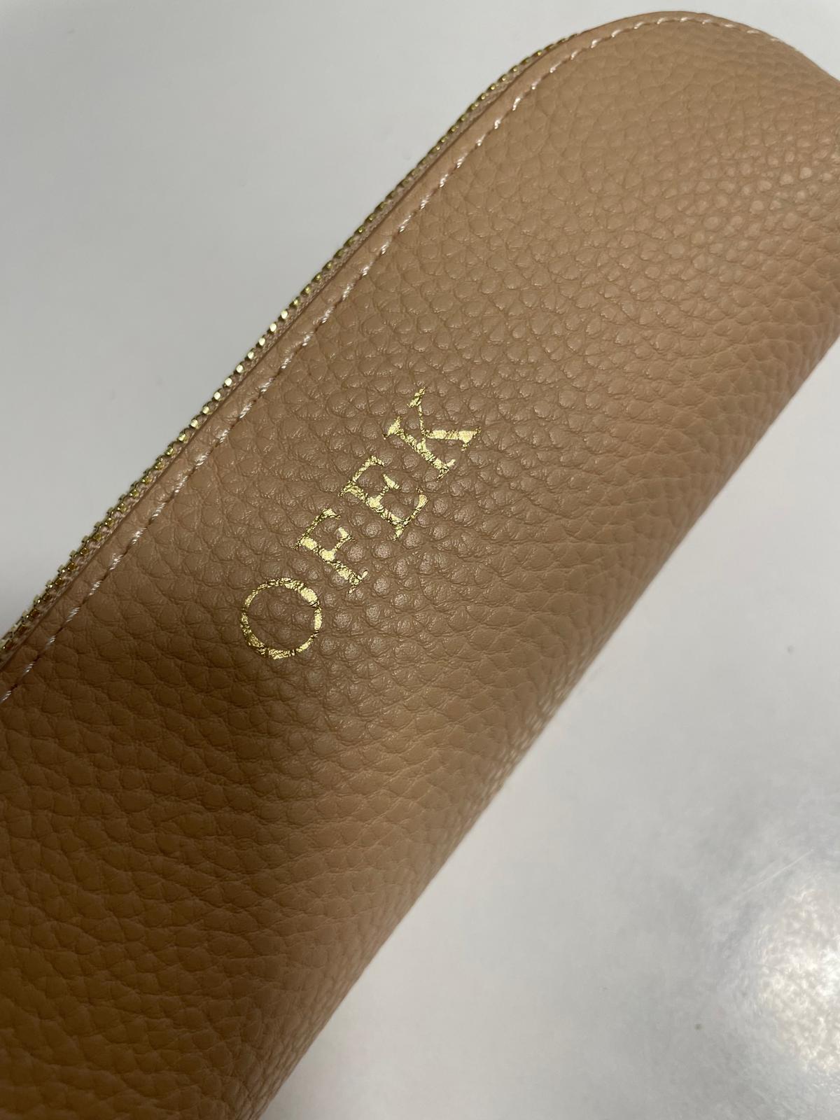 OUTLET - קלמר עם הטבעה זהב OFEK