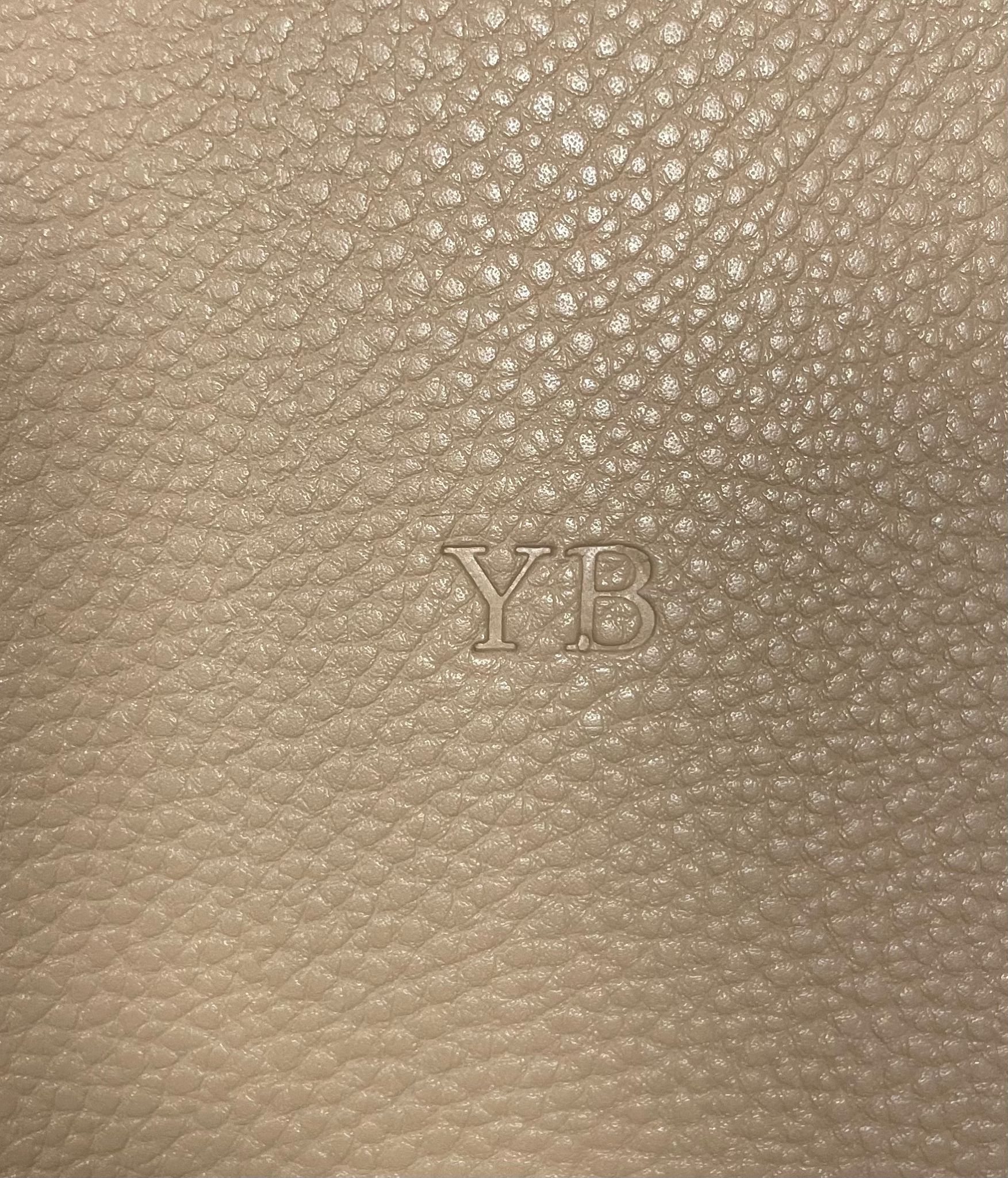 OUTLET - כיסוי לדרכון YB עם הטבעה ללא צבע