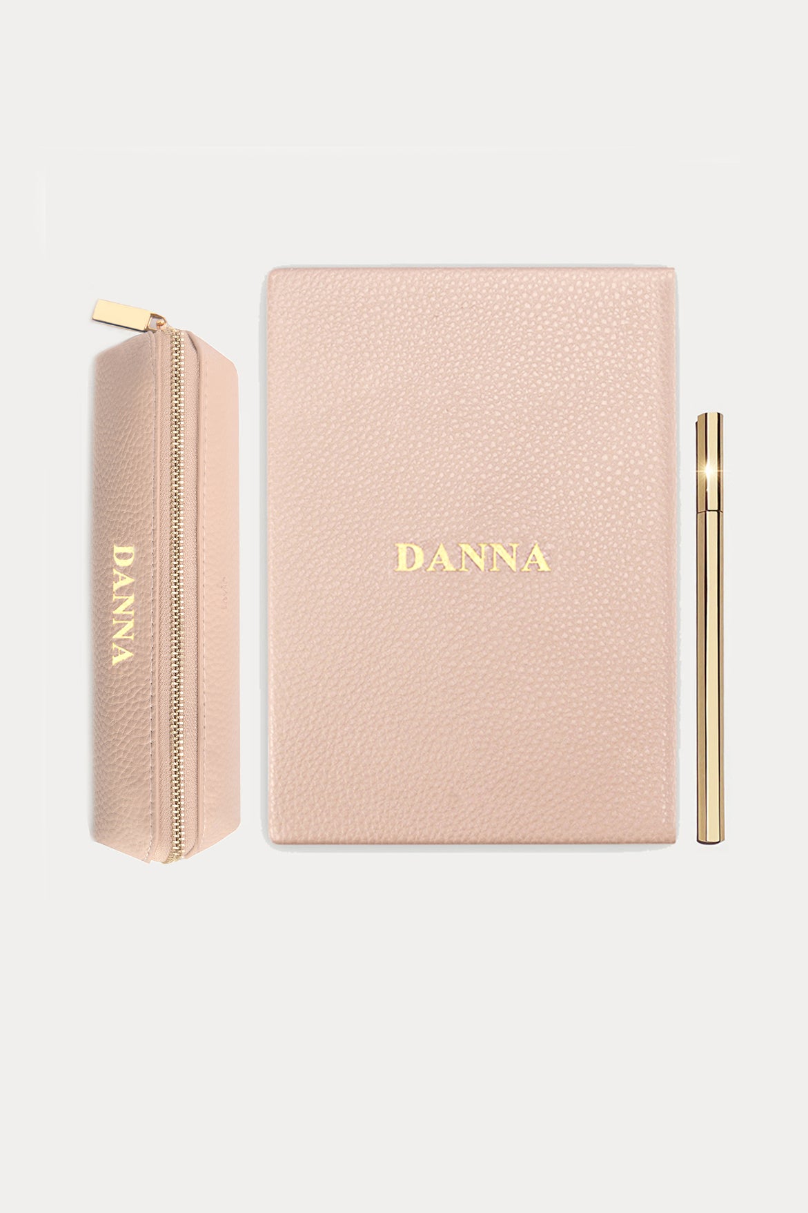 מארז מתנה: יומן שנתי + קלמר