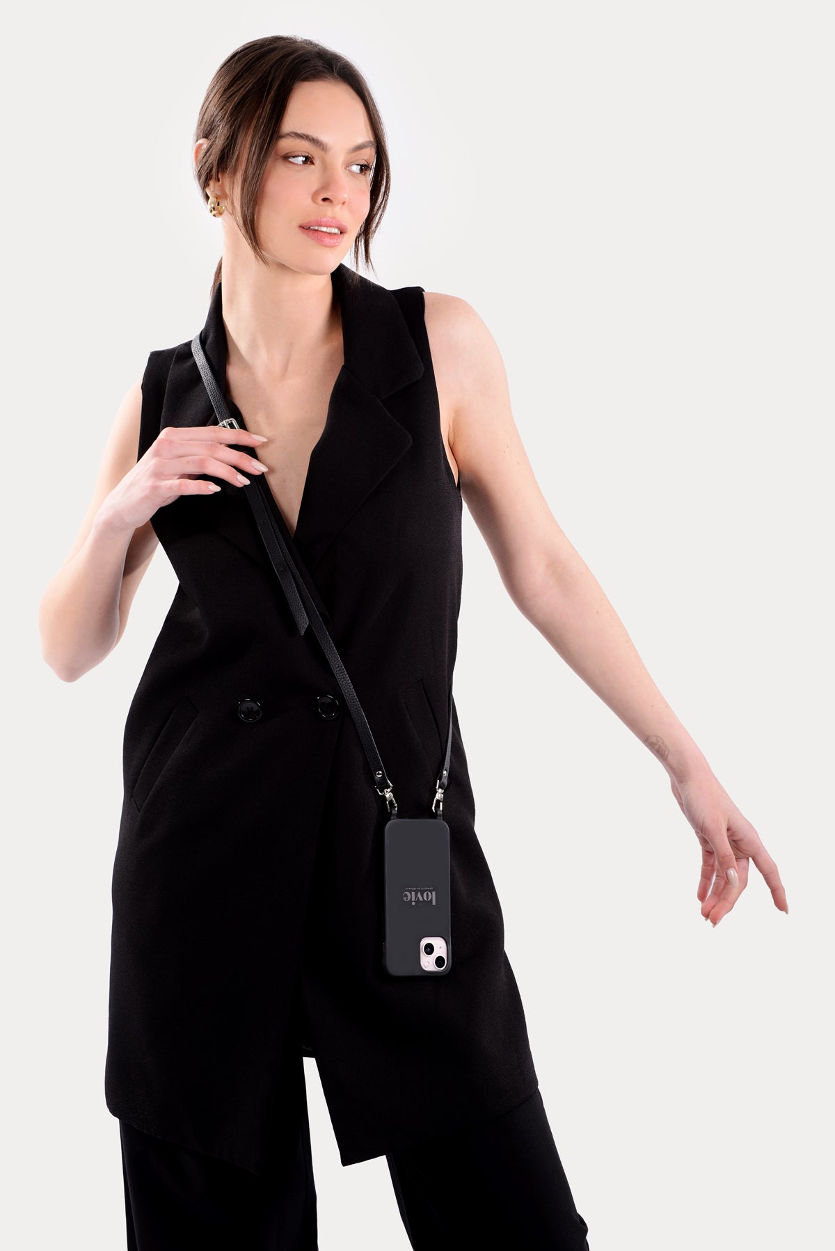 שרשרת שחורה אמה