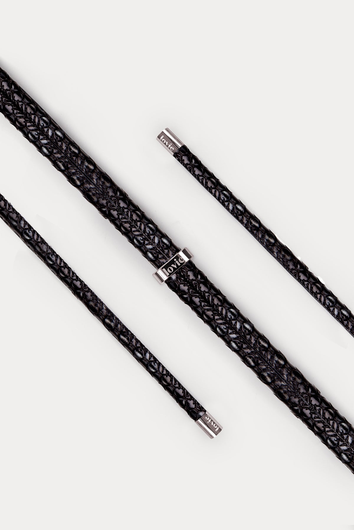 שרשרת מנוחשת ואלרי