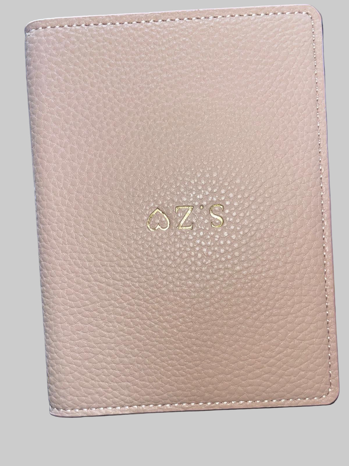 OUTLET - כיסוי לדרכון S.Z♡ עם הטבעה זהב