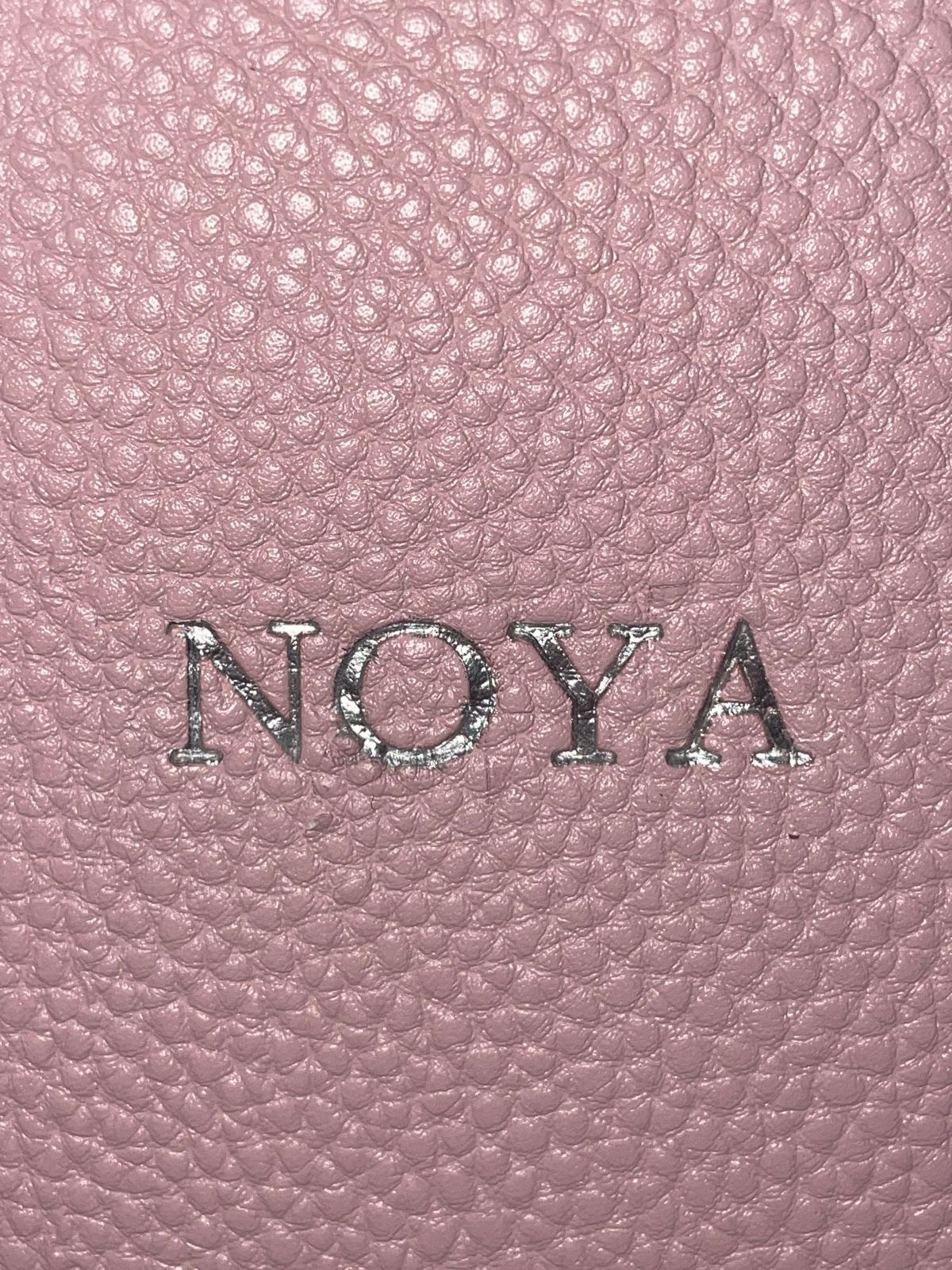 OUTLET - כיסוי לדרכון עם הטבעת כסף NOYA