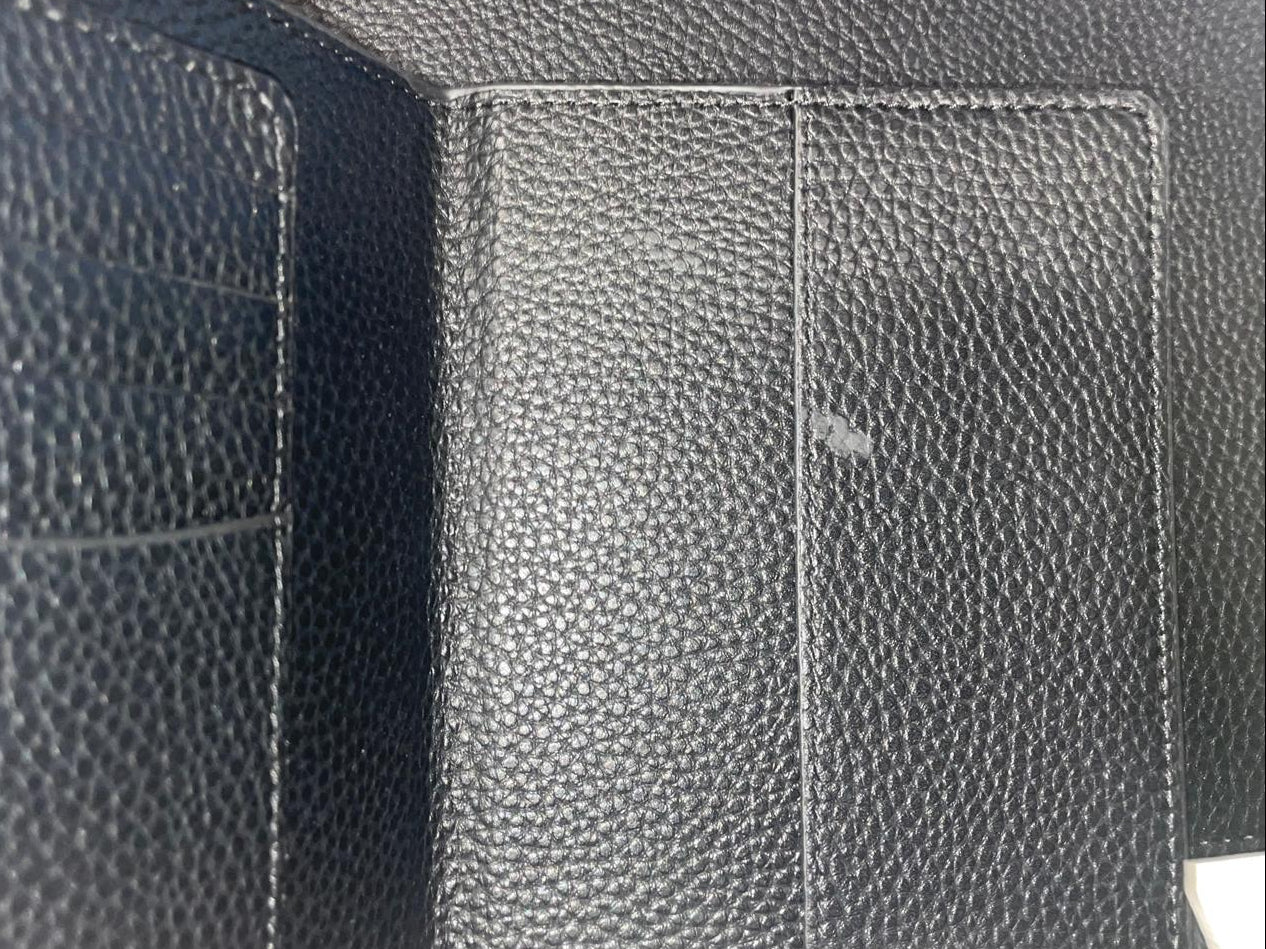 OUTLET - כיסוי שחור לדרכון