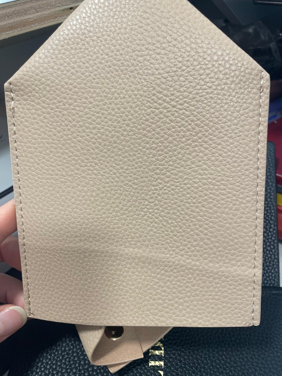 OUTLET- קופסת טישו